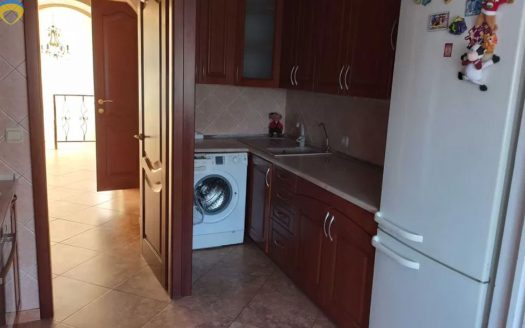 Продам часть дома 118 кв. м., 2 этажа, пер. Комп. Глинки..