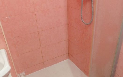 Продам квартиру 31 кв. м., 1/3, ул. Дегтярная/Спиридоновская.