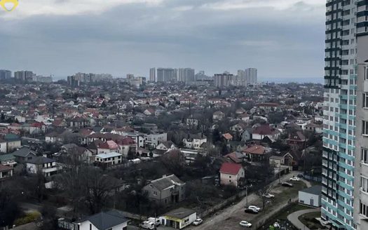 Продается 2-комнатная  квартира, общей площадью 96 м кв.