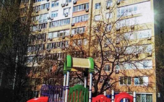 Продам двухуровневую квартиру, Ботанический пер. /Армейская.