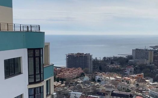 Продается однокомнатная квартира с видом на море в ЖК Аквамарин