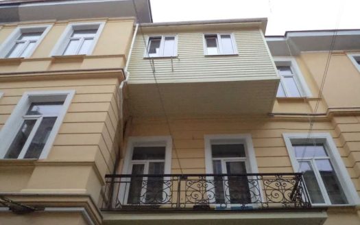 Продам квартиру 88 кв. м., 3/3, ул. Ришельевская/Греческая.