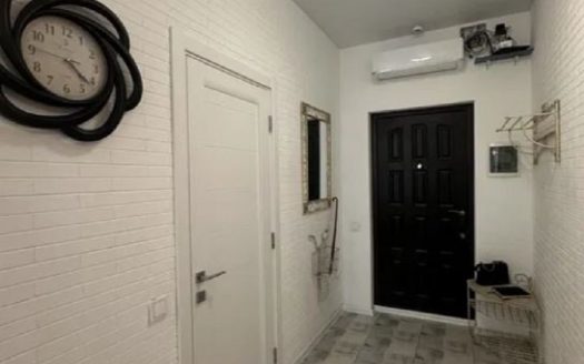 Продам квартиру 40 кв.м., 19/24, новый дом, жк 32-я Жемчужина.