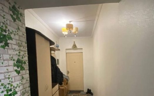 Продам квартиру 91 кв. м., 8/11 в новом доме в жк на Старицкого