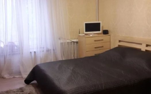 Продам квартиру 30 кв. м., 1/1, ул. Бунина/Юрия Олеши.