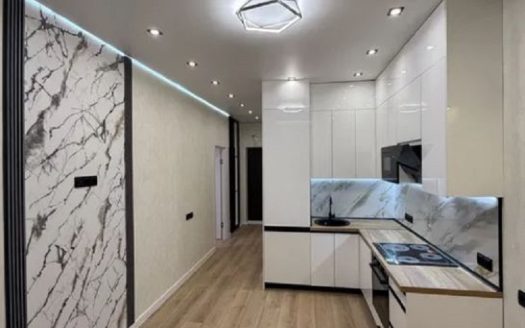 Продам квартиру 41.5 кв.м., 18/25, новый дом, жк 61-я Жемчужина.