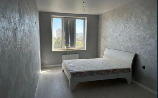 Продам квартиру 76 кв. м., 10/24, новый дом, жк 4 Сезона.