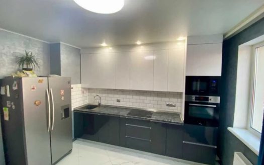 Продам квартиру 45 кв.м., 16/22,  новый дом, жк Лузановский парк.