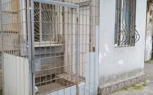Продам квартиру 21 кв. м., 1/3, ул. Ген. Ватутина/Б. Хмельницкого.