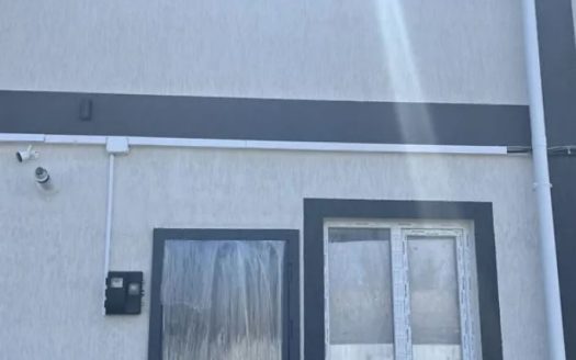 Продам двухуровневую квартиру 46 кв. м., новый дом, Ленпоселок.