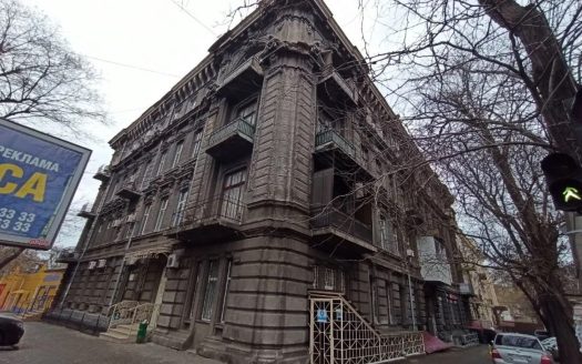 Продам большую квартиру в районе парка Шевченко, ул. Успенская, 2/4, бельгийка, 167 кв.м.