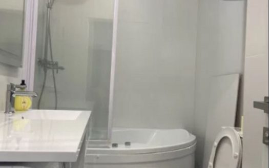 Продам евродвушку  в новом доме в жк Атмосфера.