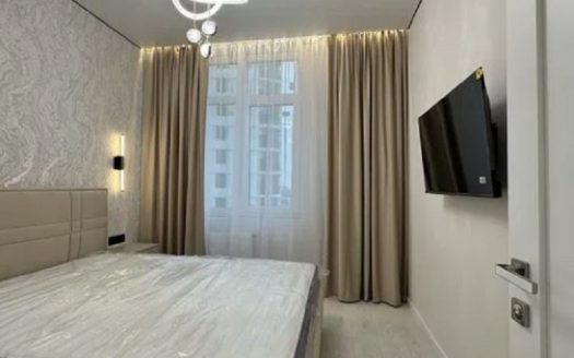 Продам квартиру 42.1 кв.м., 13/25, новый дом, жк 65-я Жемчужина.