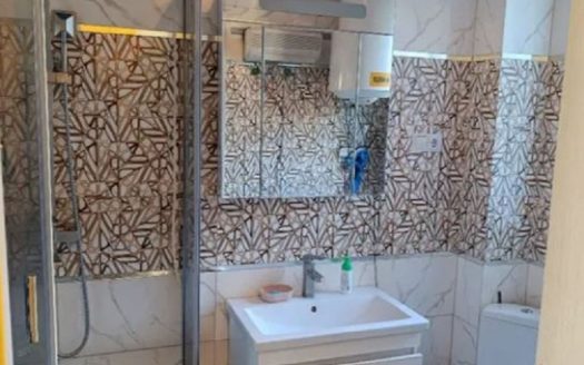 Продам двухэтажный дом 105 кв. м., Ленпоселок.