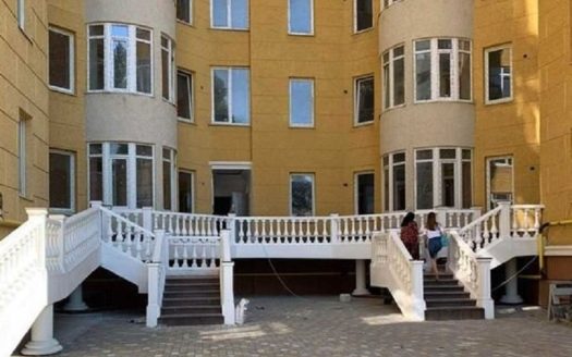 Продам новую двухкомнатную квартиру в историческом центре