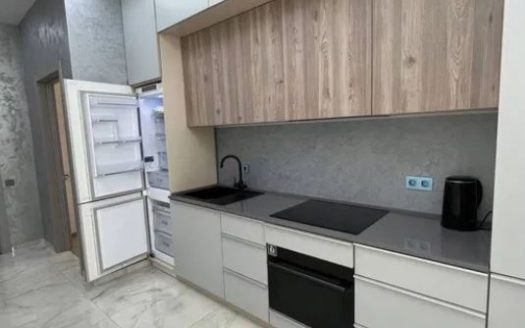 Продам квартиру 74.4 кв. м., 6/9, новый дом, жк Коста Фонтана.