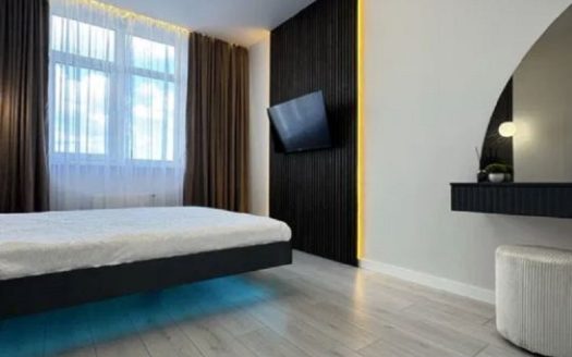 Продам квартиру 43.2 кв.м., 11/24, новый дом, жк 66-я Жемчужина.