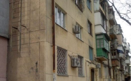 Продам 2 комнатную квартиру, Шевченко пр./Армейская, 3/5, переходная сталинка, 56.4 кв.м.