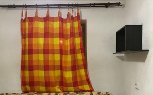 Продам комнату в коммуне, ул. Артиллерийская/парк Космонавтов, 2/5, комната 9.5 кв.м.