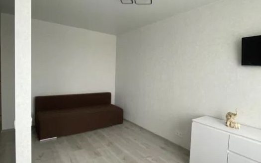 Продам квартиру 29.9 кв. м., 7/21, новый дом, жк Лузановский парк.