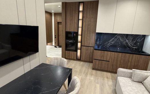 Продам квартиру 43 кв..м., 17/24, новый дом, жк 60-я Жемчужина.
