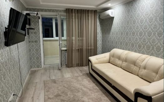 Продам квартиру 52 кв.м., 5/5, ул. Гайдара/Ак. Филатова.