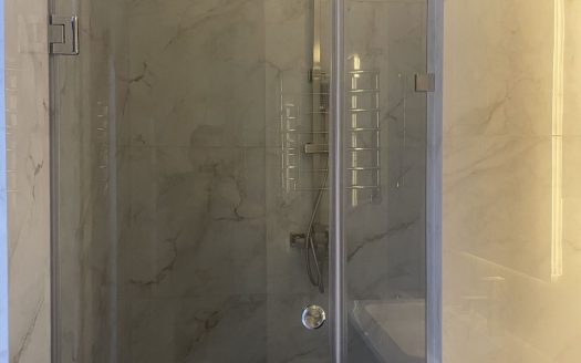 Продам квартиру 47.4 кв. м., 3/3, ул. Болгарская/Мясоедовская.