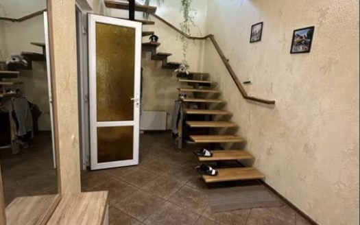 Продам двухэтажный дом 320 кв. м., Царское село-2.