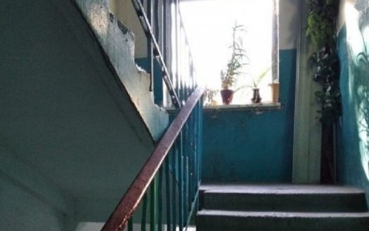 Продам квартиру 57 кв. м., 5/5, 1-я ст. Люстдорфской дороги.