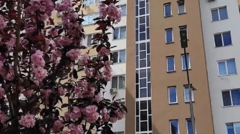 Продам квартиру 26.5 кв. м., 5/10, новый дом, жк Eco Solaris. — Головне фото