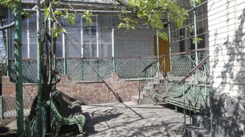 Продам большой двухэтажный дом 535 кв. м., Черноморка. — фото 3