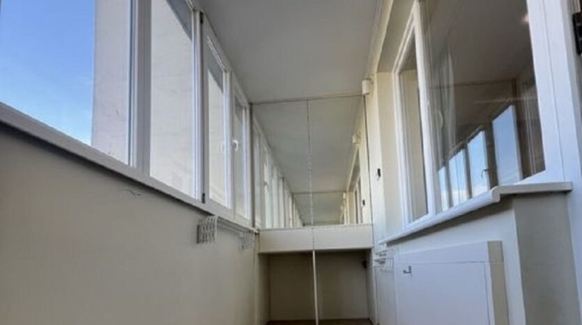 Продам квартиру 75 кв.м., 3/14, ул. Шота Руставели/Скворцова. — Головне фото