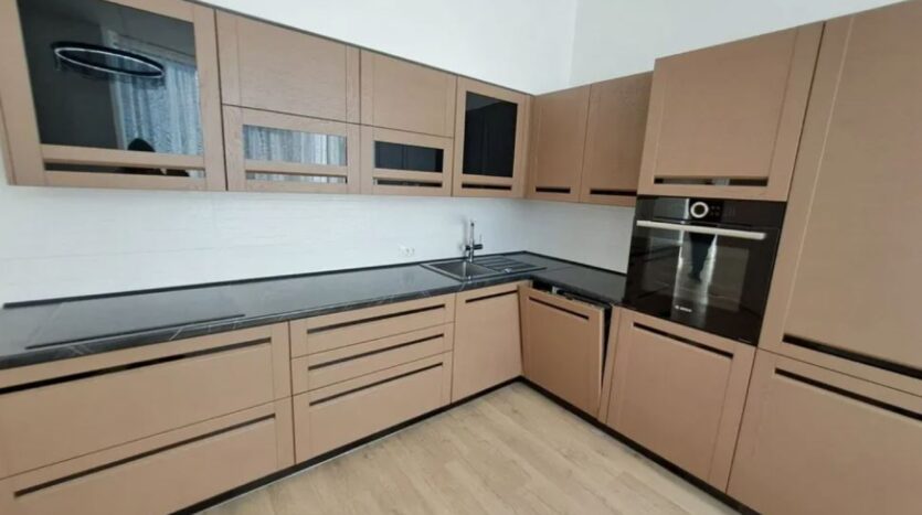 Продам квартиру 74 кв. м., 15/15, новый дом, жк 50-я Жемчужина. — фото 9