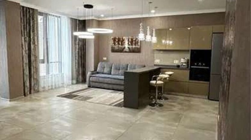 Продам квартиру 88.3 кв. м., 6/18, новый дом, жк Башня Чекалова. — Головне фото