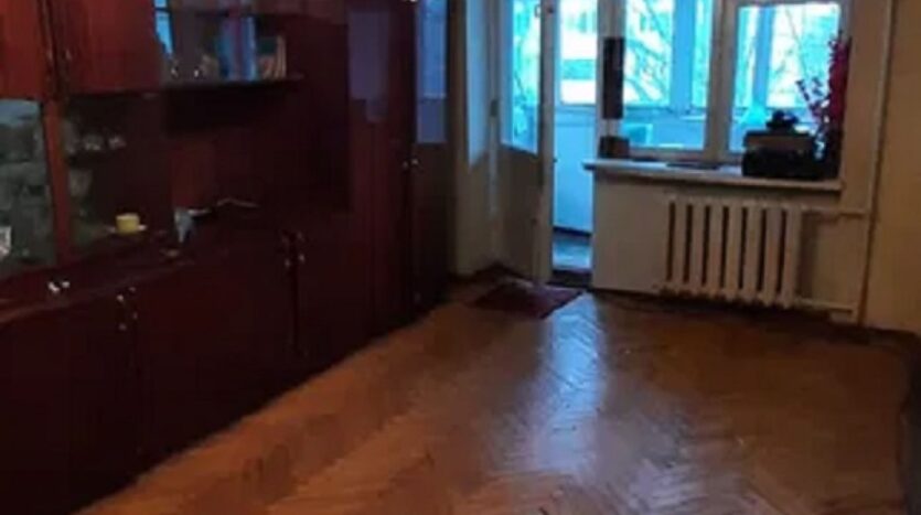 Продам 1 комнатную квартиру, ул. Ак. Заболотного/Жолио Кюри, 3/5, 32.6 кв.м. — Головне фото