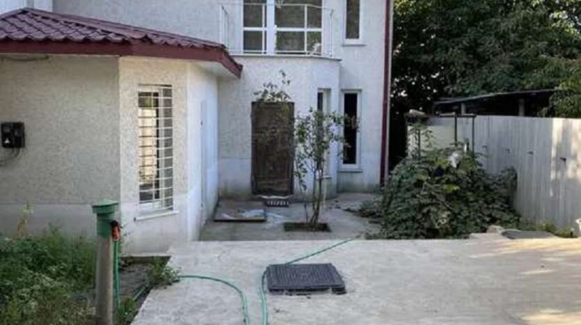 Продам двухэтажный дом 130 кв. м., ул. Толбухина/Чубаевская. — фото 8