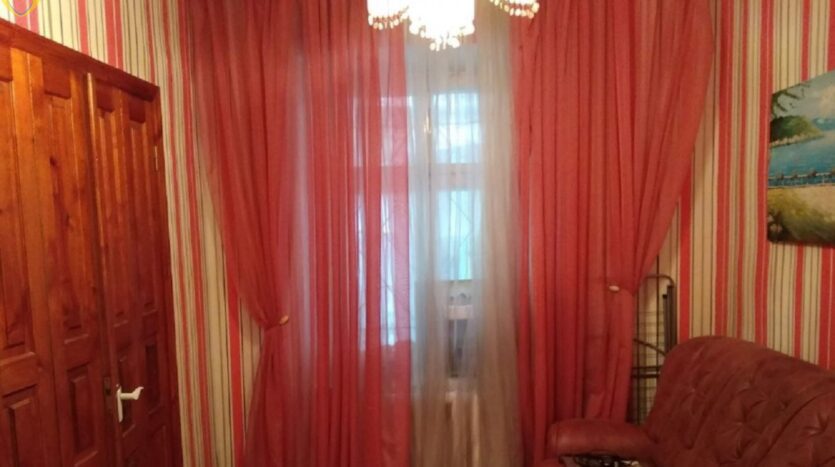 Продам квартиру 31 кв. м., 1/3, ул. Дегтярная/Спиридоновская. — фото 4