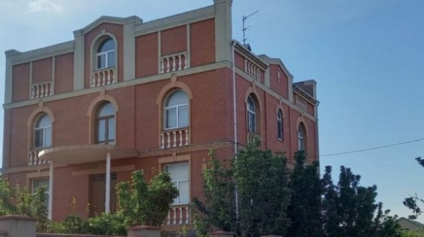 Продам четырехэтажный дом 500 кв. м., Ленпоселок, район Авангарда. — фото 23
