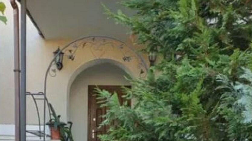 Продам трехэтажный дом 498 кв. м. в Царском Селе-2. — фото 5