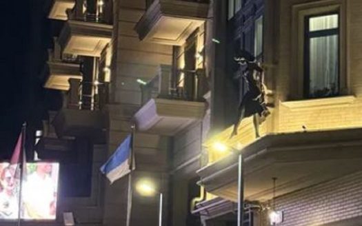 Продам квартиру 48 кв.м., новый дом, жк Консул.