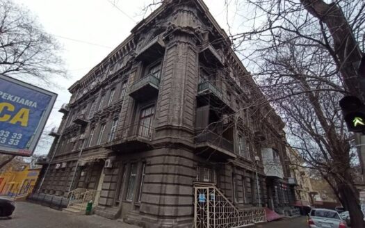 Продам большую квартиру в районе парка Шевченко, ул. Успенская, 2/4, бельгийка, 167 кв.м.