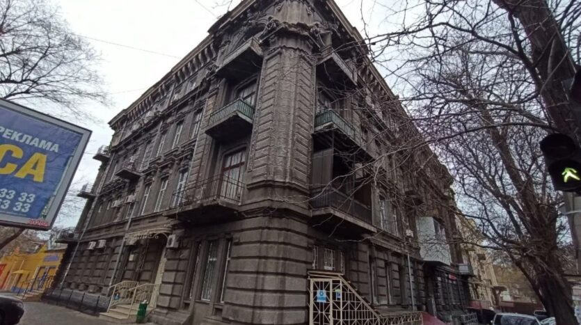 Продам большую квартиру в районе парка Шевченко, ул. Успенская, 2/4, бельгийка, 167 кв.м. — Головне фото
