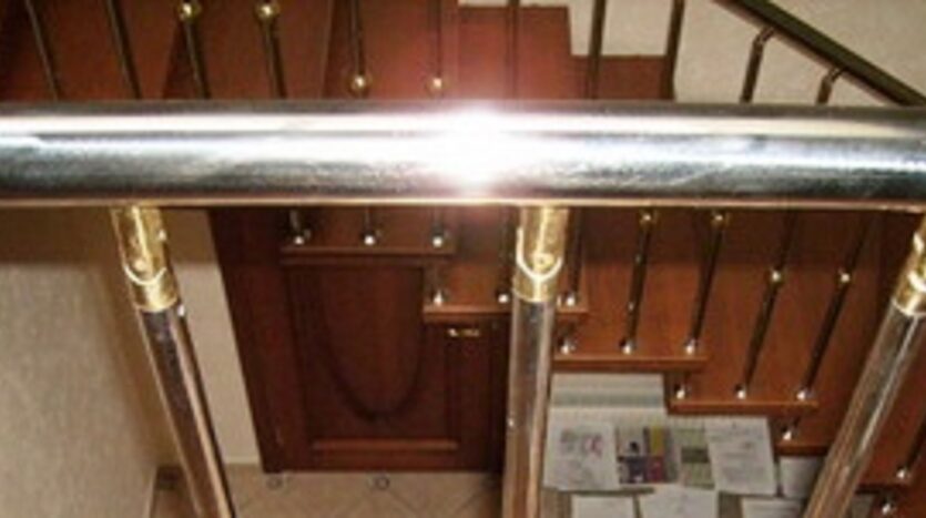 Продам двухэтажный офис с участком 3.5 сотки земли, ул. Пироговская. — фото 15
