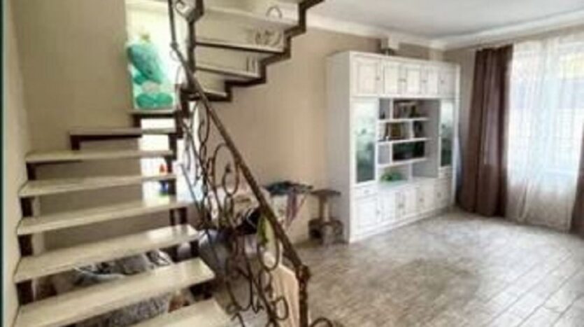 Продам двухэтажны дом 130 кв. м., Червоный Хутор. — фото 9
