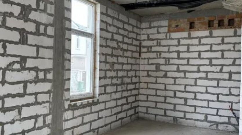 Продам угловой двухуровневый таунхаус в жилом массиве Дайберг — фото 8