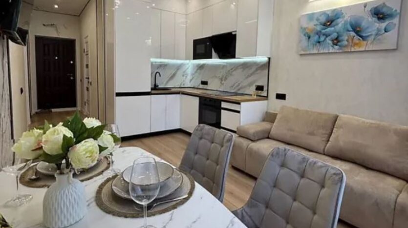 Продам  квартиру 41 кв.м., 14/24, новый дом, жк 61-я Жемчужина. — Головне фото