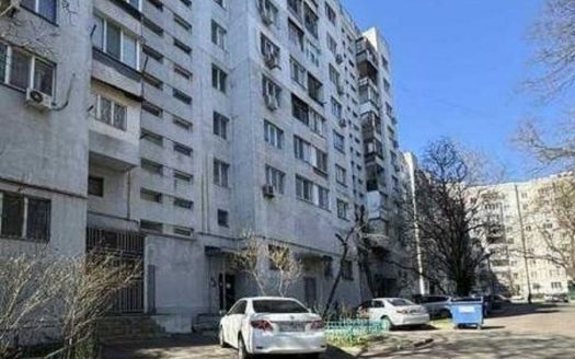 Продам квартиру 34.6 кв. м., 9/9, Небесной сотни проспект/Левитана.