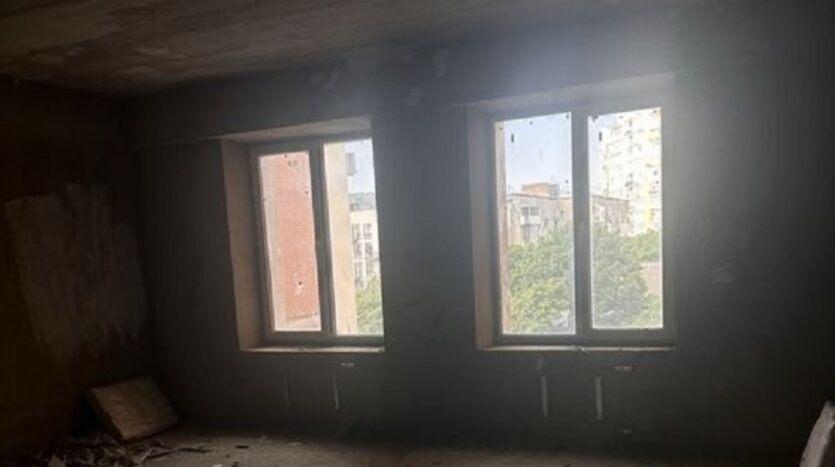 Продам квартиру 168.5 кв.м., 7/16, новый дом, жк Акапулько-1. — Головне фото