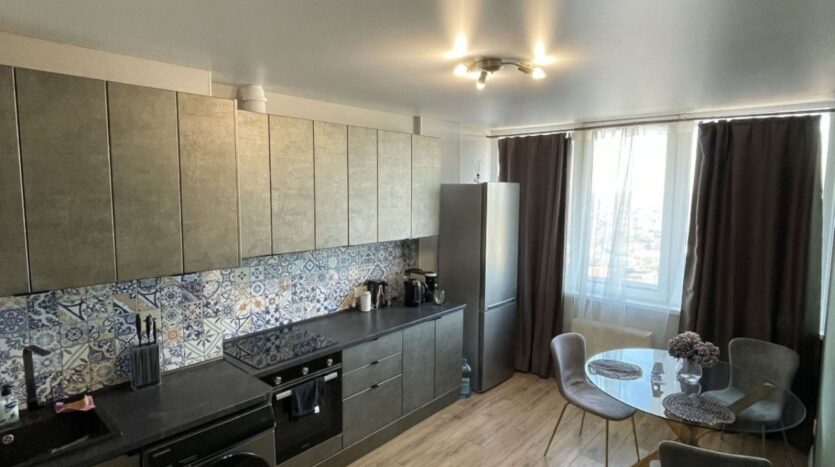 Продам квартиру 42.3 кв.м., 16/16, новый дом, жк Маршал Сити. — фото 6