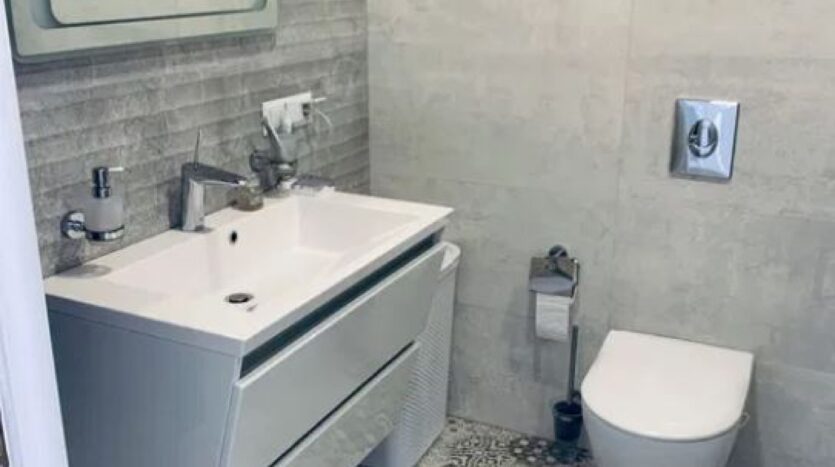 Продам квартиру 60 кв.м., 3/3, новый дом, жк Золотые Столбы. — фото 7